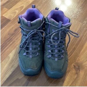 BearPaw Women's Gray and Purple Athletic Shoes